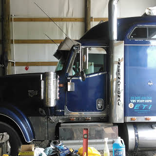 Matthew's Garage Truck Repair logo