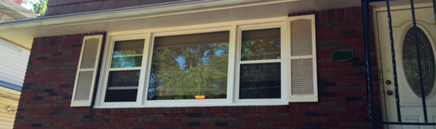 REPLACEMENT WINDOWS logo