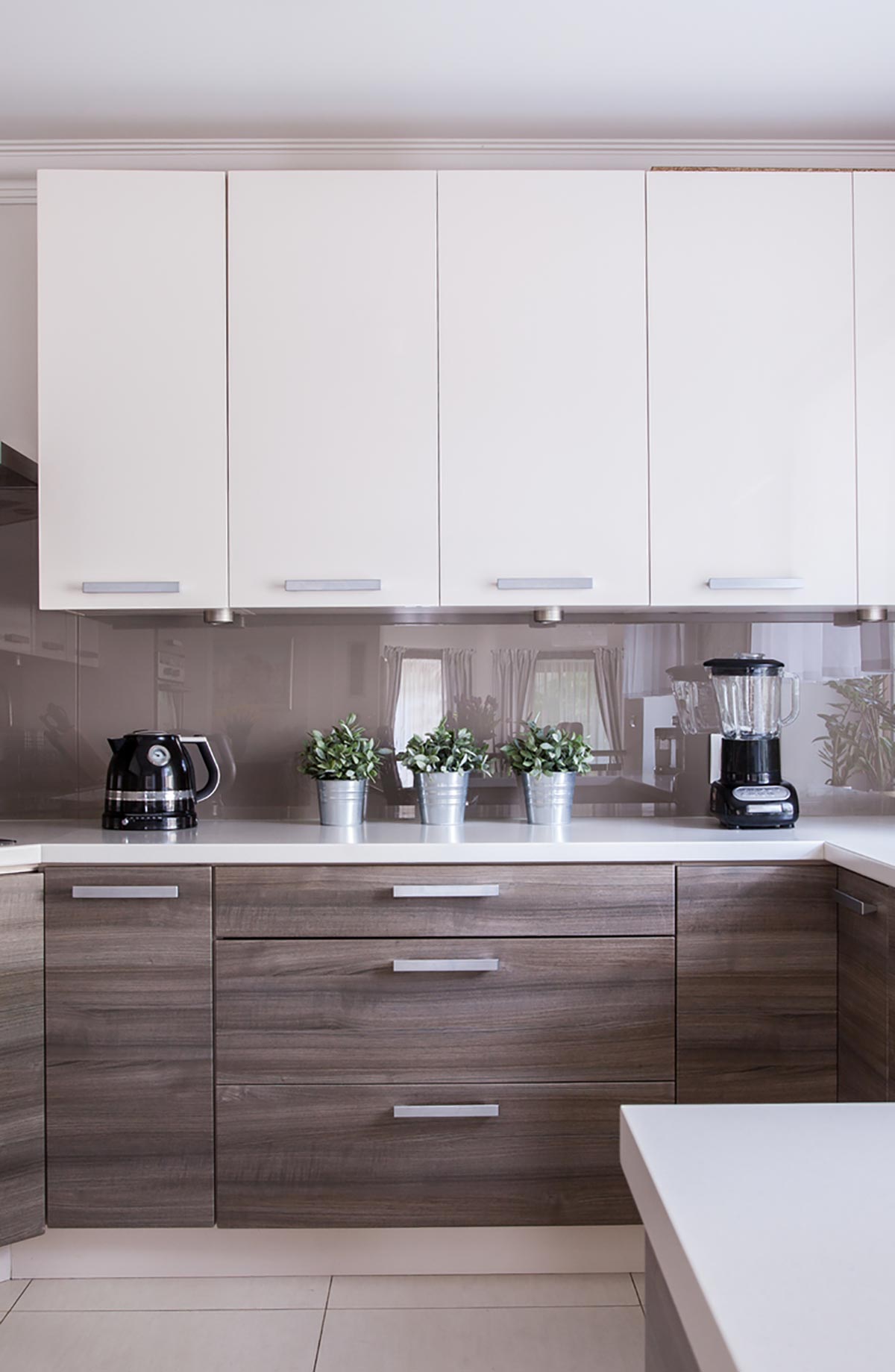 Green Kleaning Services LLC. logo