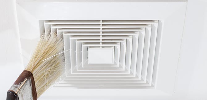 Green air duct cleaning logo
